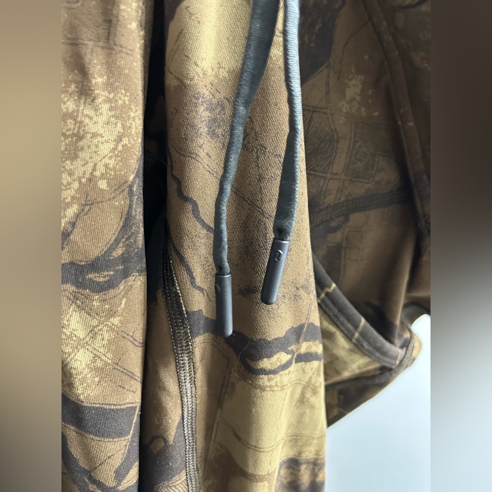 Lululemon men’s Tight Stuff Tight Full-On Luxtreme Mmic Camo Map - Picture 4 of 7